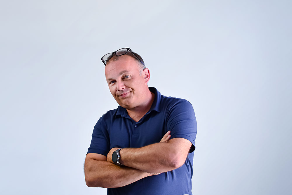 Mariusz Komorowski Dyrektor ds. produkcji i rozwoju produktu Spoty Systems
