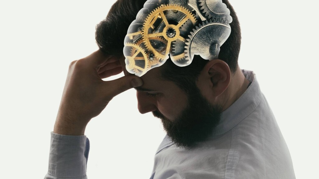 Neuroarchitektura biura w praktyce: kabina akustyczna Spoty Systems zapewniająca komfort kognitywny i skupienie pracownika.